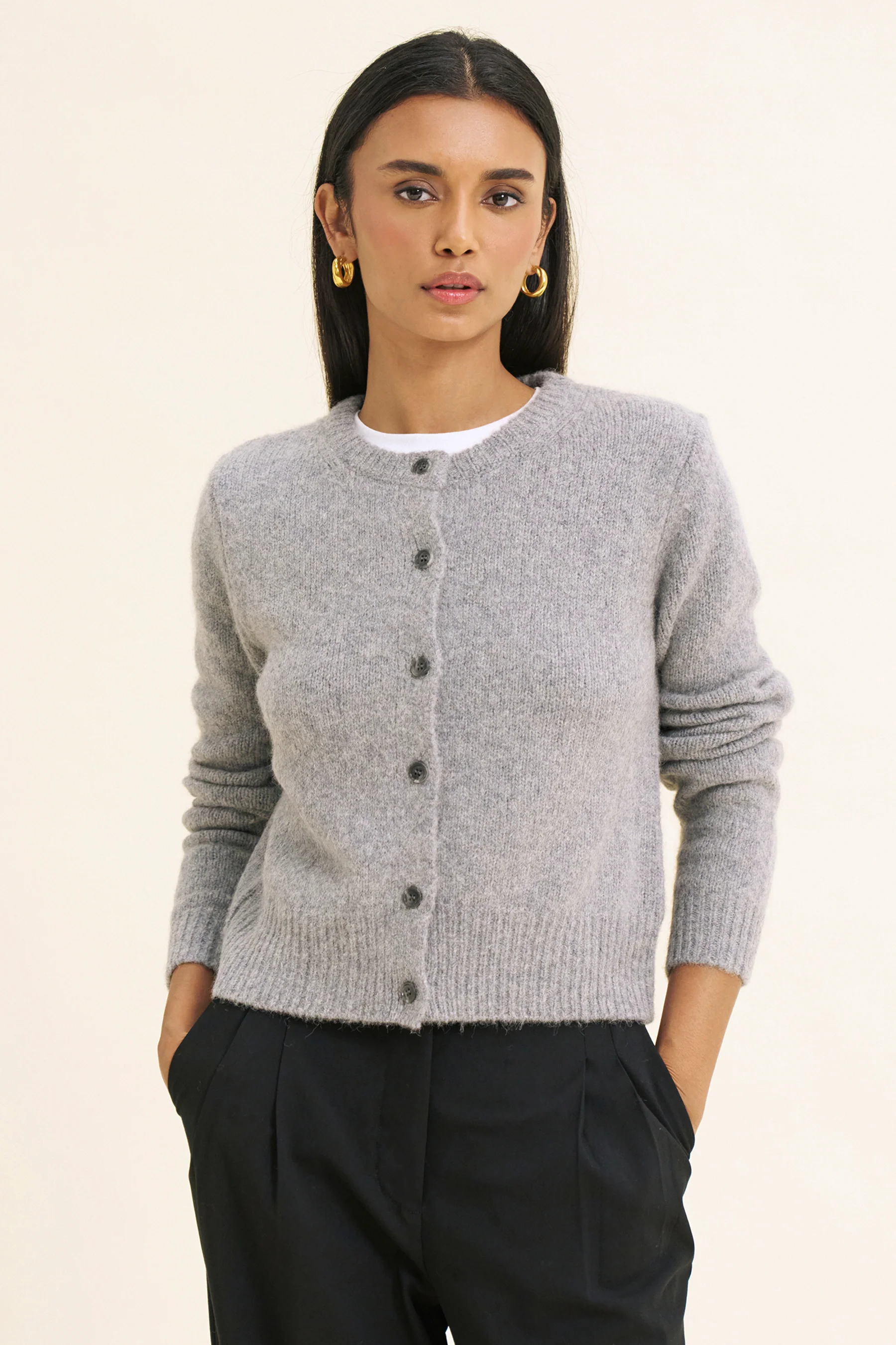 KNITWEAR