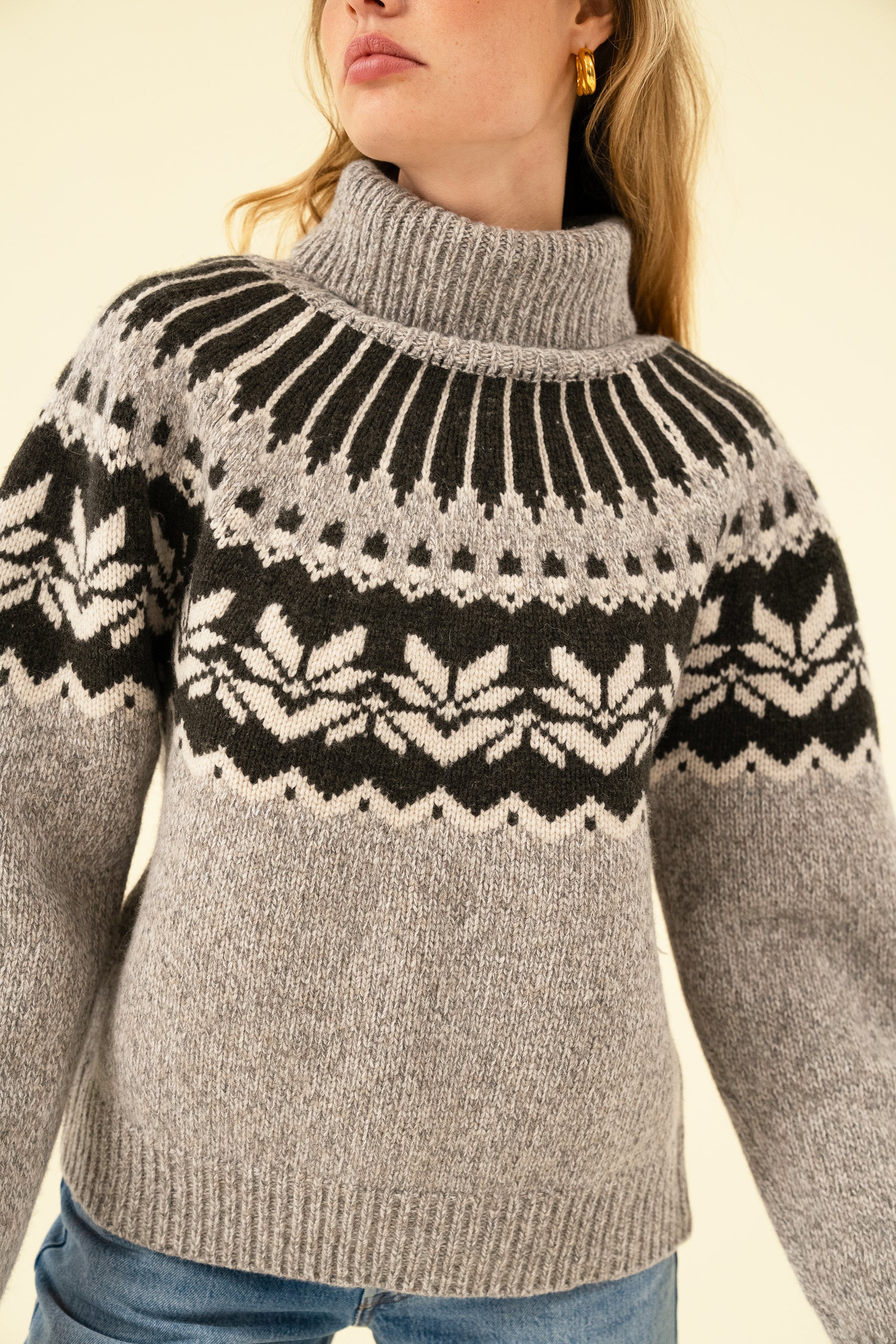 FREJA KNIT - FAIRISLE STONE - Image 5